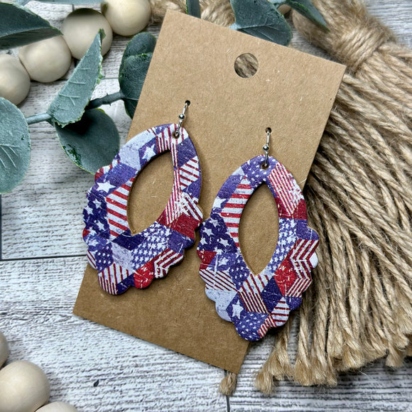 Stars and Stripes Patchwork Small Scallop