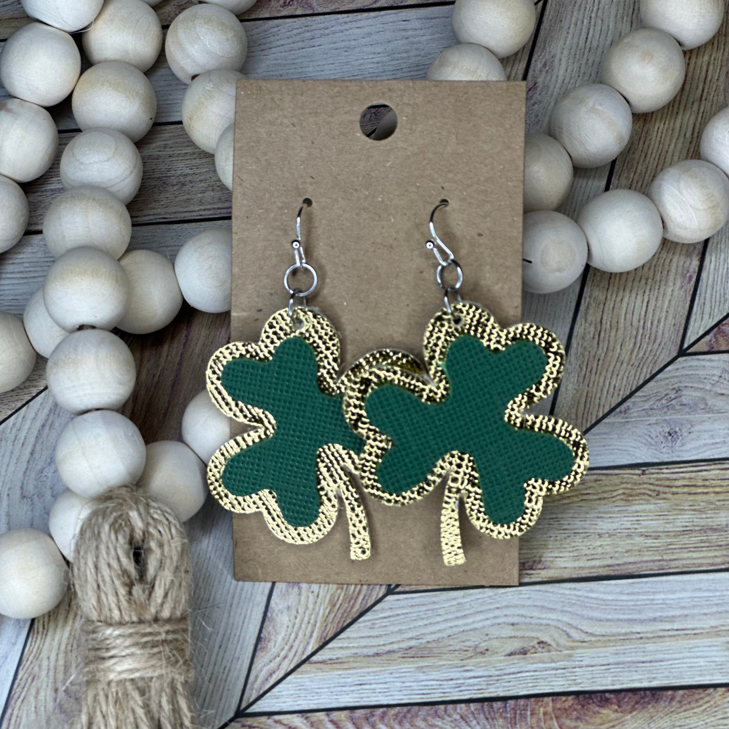 Shamrock Outline- Gold and Green