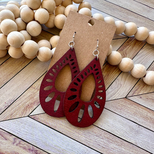 Maroon Weathered Wood Teardrop