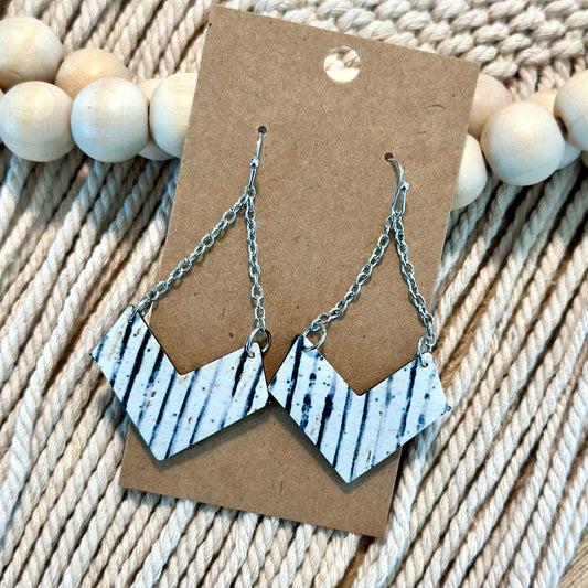 Black and White Stripe Chevron