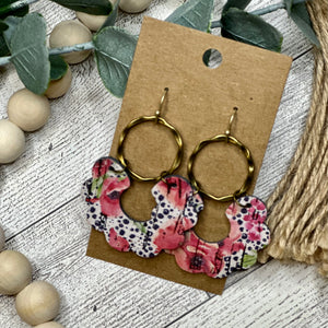 Red Floral Scallop Hoop