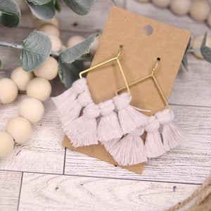 Macrame- Moonlight White on Brass Square