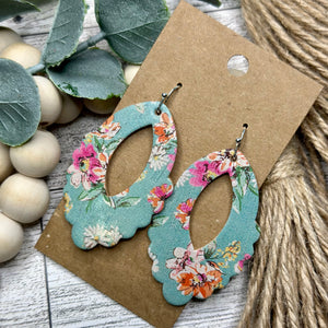 Teal Floral Small Scallop