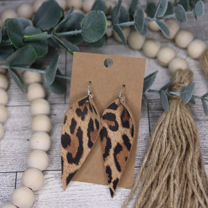 Tawny Leopard Petal