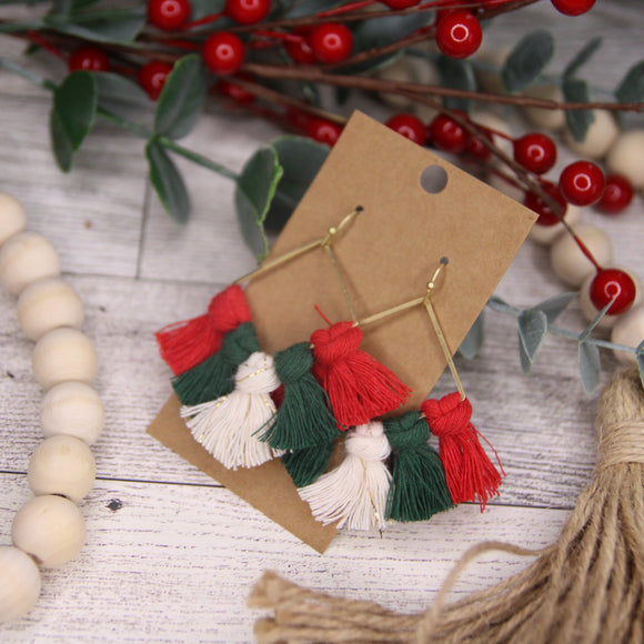 Macrame - Red, Green and Cream on Brass square